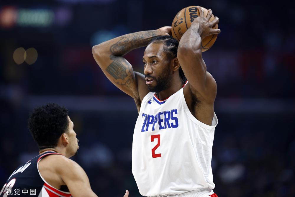 也展示了马 也展示了马