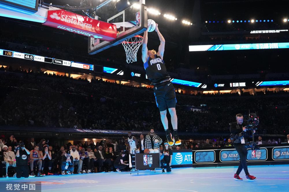 努力拼搏 努力拼搏